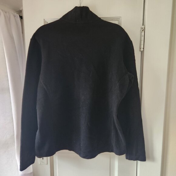 Black Patagonia Fleece - Picture 3 of 3